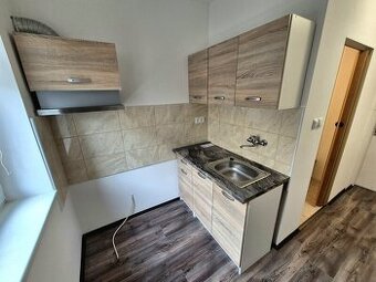 Pronájem 1+kk, 25m2, Liberec - Svobody