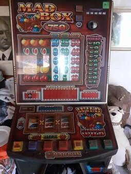 Výherní automat Mad Box 750