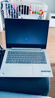 Lenovo Ideapad 330S