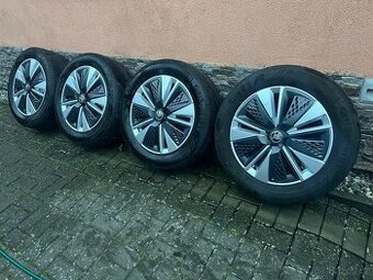 Alu kola 17 originál Škoda Karoq 7x17 ET 45, rozteč šroubů 5