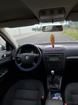 Škoda octavia 2 2.0tdi 103kw 8V