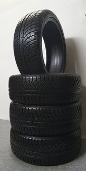 4x ZÁNOVNÍ 215/45 R18 Zimní pneu Kumho Wintercraft WP72