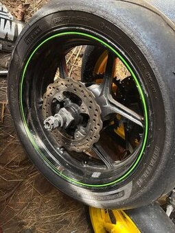 Predni a zadni kolo na Kawasaki Zx6R Ninja 09-12