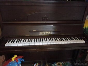 Pianino Lutz