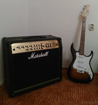 Elektrická kytara AXL a zesík Marshall Valvestate 2000