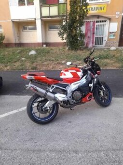 Aprilia tuono 1000r
