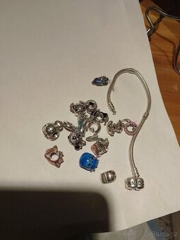 Pandora přívěsky + dětský náramek