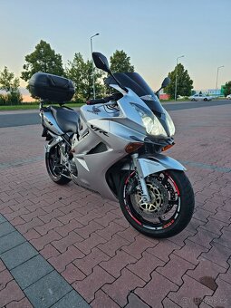 Honda VFR 800 Vtec