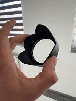 Sluneční clona na Panasonic H-FS014045-(14-45mm)