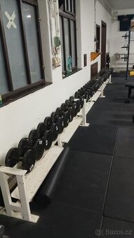 Jednoruční činky (včetně stojanu)