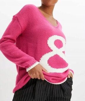 Růžový a modrý svetr bon Prix