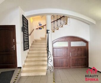 Pronájem komerčních prostor 50 m2, Svitavy - náměstí - 1