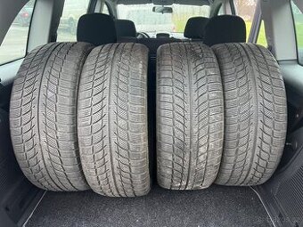 Prodám zimní pneumatiky R19, 245/45/19, rok výroby 2020.
