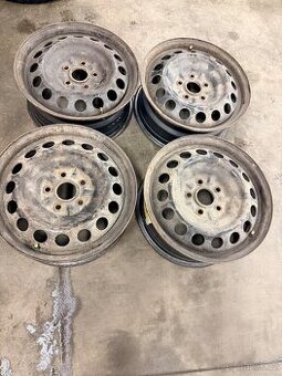 Pneu zimni 205/55/16