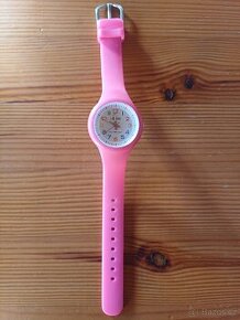 Dětské dívčí náramkové hodinky Lorus