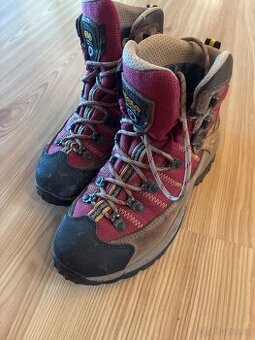 Sportovní pohorky vel. 37 a 1/2