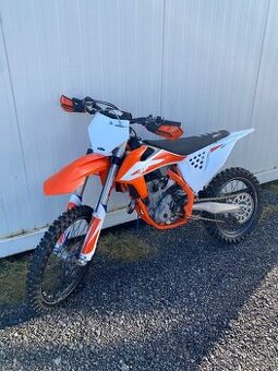 KTM 250 SX-F — TOP stav, připravená na sezónu