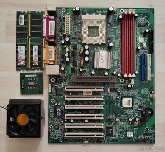 QDI KuDoz 7X/600 + Athlon XP 1900+ + 2x512MB RAM