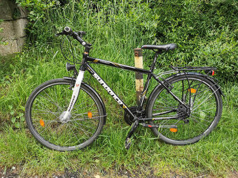 Silniční kolo Sundance s Dynamem v náboji