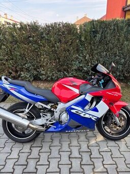 HONDA CBR 600F