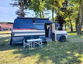 Peugeot boxer obytná dodávka