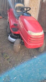 Zahradní traktůrek Honda