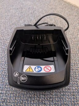 Nabíječka Stihl AL 101