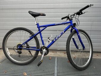 Jízdní kolo GT Outpost Trail