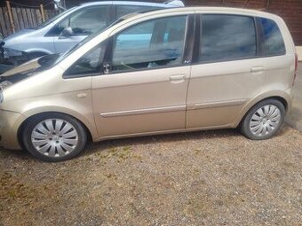 Lancia Mussa Fiat Idea