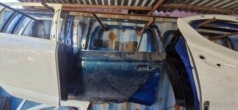 Leve zadni dvere skoda octavia IV combi