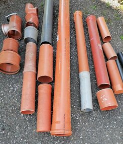 Instalační materiál