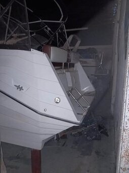 Kajutová loď FREEDOM 24