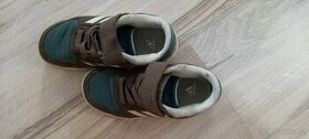 Dětská obuv adidas, vel. 28