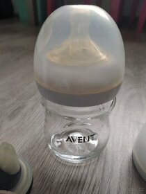 Set kojeneckých lahviček Avent a Souvinex