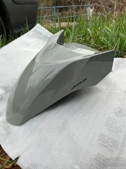 Honda PCX 125 přední blatník (61100-K1Z-J100)