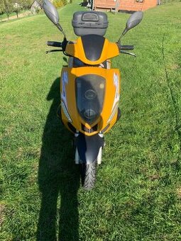 Skutr 125