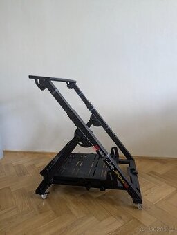 Stabilní stojan Next Level Racing na volant a pedály