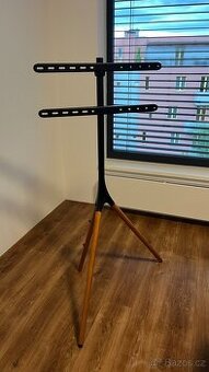 Držák (stojan) na TV 45"- 65"