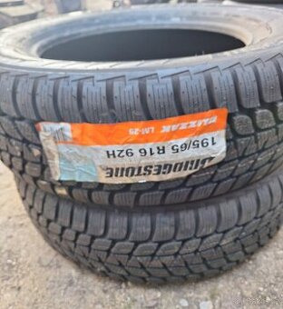 Nové pneumatiky zimní Bridgestone 195/65 R16