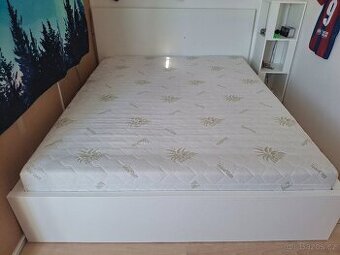 Manželská postel 160x200