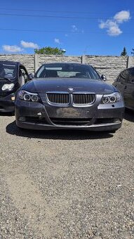 BMW 325i E90