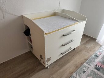 Přebalovací komoda - 1