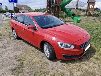 Volvo V60 D2