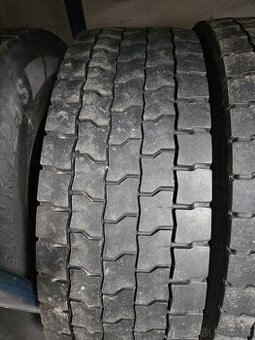 Nákladní záběrové pneu 315/70R22,5