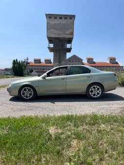 Alfa Romeo 166