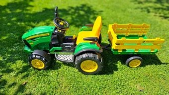 Dětský traktor JOHN DEERE - 1