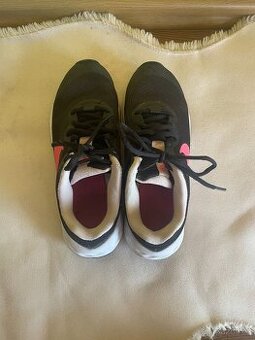 Tenisky NIKE