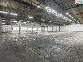 Průmyslový objekt 1200 m2, Zádveřice