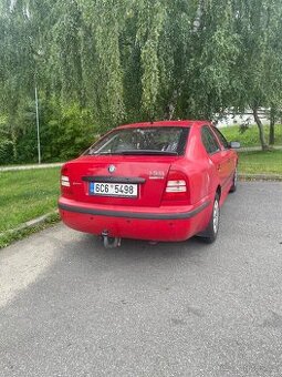 Škoda octavia 1. 1.6 75 kw.