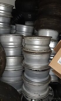 nabízím alu kola z automobilů 3300-3500kg - 1